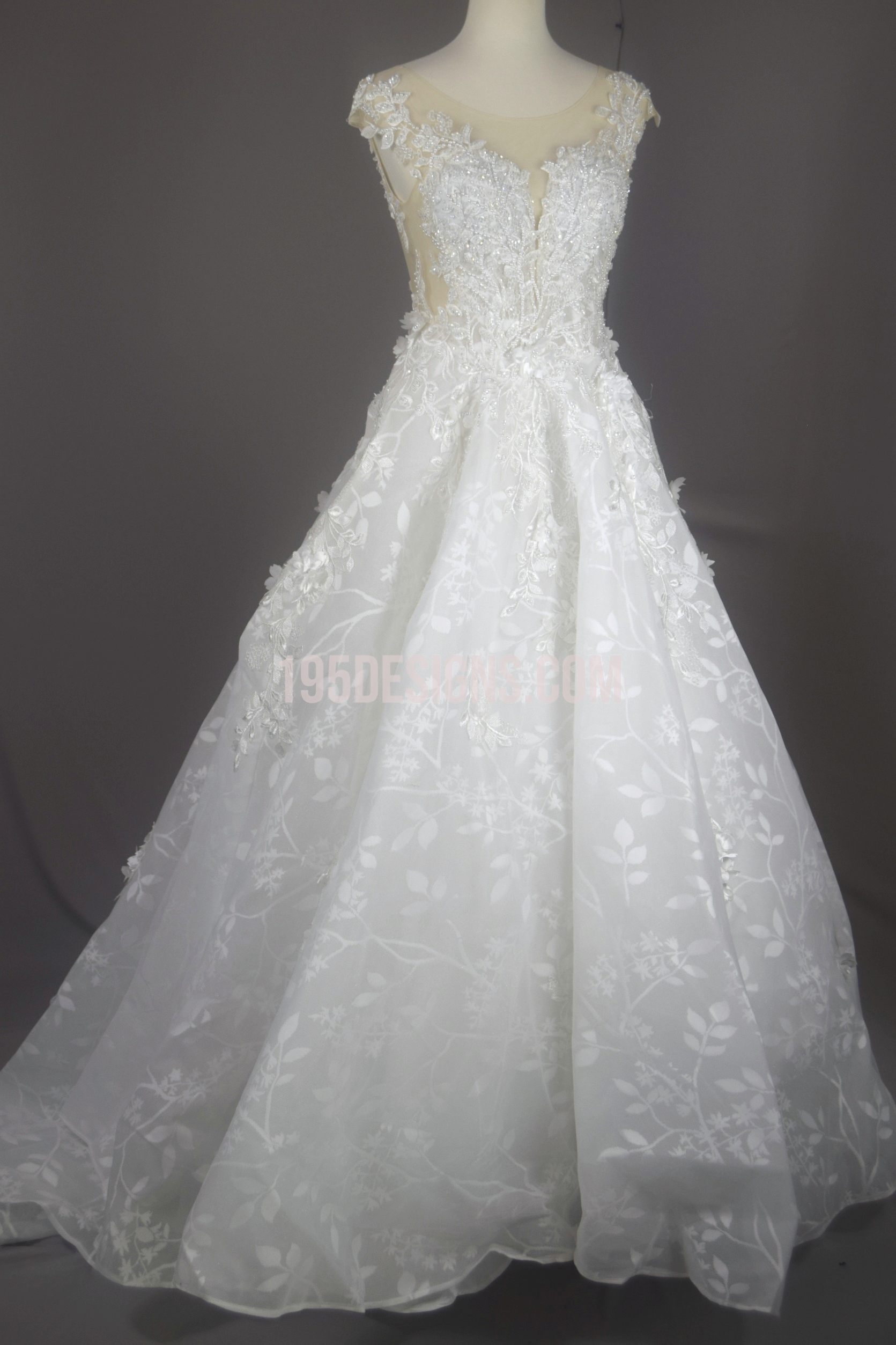 195 Designs White Garden Wedding Dress
