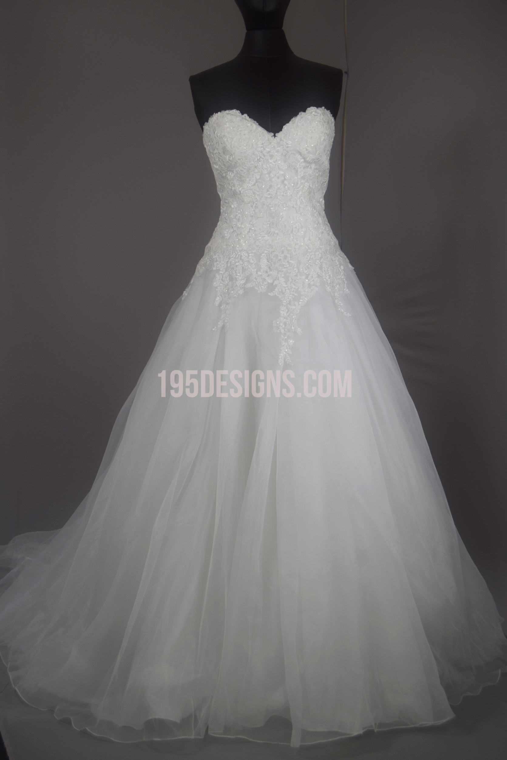 Rebecca Ingram Darlene 10174 Wedding Dress