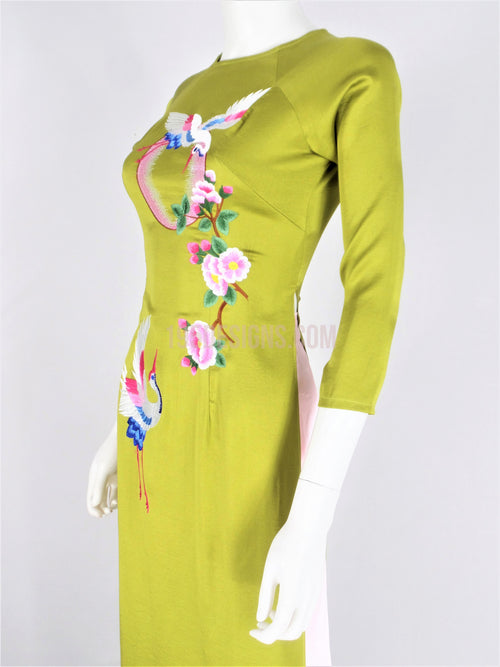 Áo Dài Lụa Xanh Lá Thêu Hoa | Green silk Ao Dai Flower Embroidery
