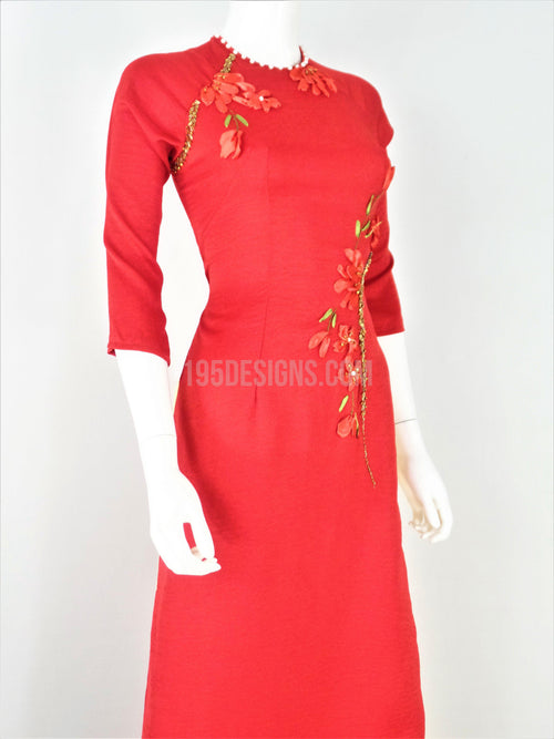 Red Vietnamese Long Dress / Áo Dài Lụa Đỏ Kết Hoa Ruy Ban
